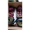Image 3 : 2 BOXES OF HALLOWEEN AND FALL DECORATIONS