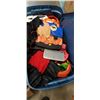 Image 3 : TOTE AND BOX OF HALLOWEEN DECOR