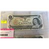 Image 2 : 3 BILLS WITH ELIZABETH II - CANADA $1, ENGLAND 1 POUND, AUSTRAILIA $1