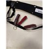 Image 2 : MACHETE AND SWISS ARMY KNIFES