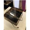 Image 2 : VINTAGE PHILCO RECORD PLAYER
