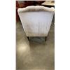 Image 3 : TUFTED WINGBACK CHAIR