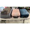 Image 1 : PINK AND BLUE HARDCASE LUGGAGE AND ATLANTIC BAG