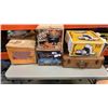 Image 1 : COOKER FRYER, PUNCH SET, GRATER, SUITCASE