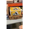 Image 2 : COOKER FRYER, PUNCH SET, GRATER, SUITCASE