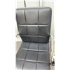 Image 2 : BLACK LEATHER LOOK GAS LIFT OFFICE CHAIR