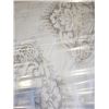 Image 3 : KING SIZE BEAUTYREST IMPERIAL BAYMORE HI LOFT MATTRESS