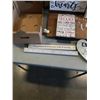 Image 8 : MOTIVATIONAL HOME DECOR SIGNS AND METAL SURF VAN WINE HOLDER