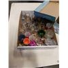 Image 2 : 2 BOXES OF GLASS INSULATORS AND SHOT GLASSES