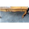 Image 8 : COFFEE TABLE WITH STOOL AND LAMP WITH SHADE