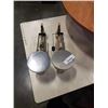 Image 1 : 2 OHAUS TRIPLE BEAM SCALES