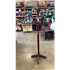 Image 1 : 4 POINT COAT STAND