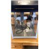 Image 2 : GOLDEN SERIES POPCORN MAKER WORKING