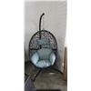 Image 1 : BRAND NEW SINGLE SWING CHAIR W/ BLUE CUSHION - RETAIL $699