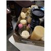Image 7 : 2 BOXES OF SODA STREAM MACHINES FOOD PROCESSOR AND CANDLES