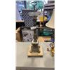 Image 1 : VINTAGE METAL ASH TRAY STAND AND TABLE LAMP