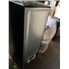 Image 8 : As New Frigidaire FFET1222QS Top Mount Refrigerator, 24 Width, 8.4 Capacity