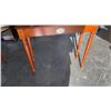 Image 3 : BOMBAY CO HALL TABLE