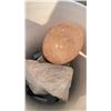 Image 2 : BOX OF STONES - SALT ROCK, ARGILLITE, BRAZILLIAN SOAPSTONE
