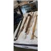 Image 1 : LOT OF VINTAGE FISHING RODS AND REELS