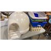 Image 1 : CAT DOME LITTER BOX AND PET TRAYS WITH PET CARRIER