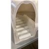 Image 3 : CAT DOME LITTER BOX AND PET TRAYS WITH PET CARRIER