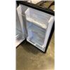 Image 2 : DANBY SILHOUETTE FRIDGE