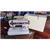 Image 1 : BROTHER SEWING MACHINE