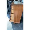 Image 3 : MAPLE 5 DRAWER CHEST OF DRAWERS