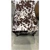 Image 2 : NEW INSPIRE ACCENT CHAIR BROWN, RETAIL $615
