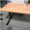 Image 3 : ELECTRIC LIFT DESK 60" X 24" WORKING