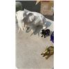 Image 3 : LOT OF ELEPHANT FIGURES, BRASS AND OTHER AND GLASS BIRD DISH