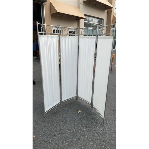 4 PANEL ROOM DIVIDER