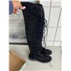 Image 1 : Boots size 39