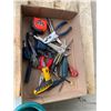 Image 1 : Assorted tools