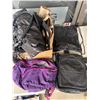 Image 1 : Assorted bags