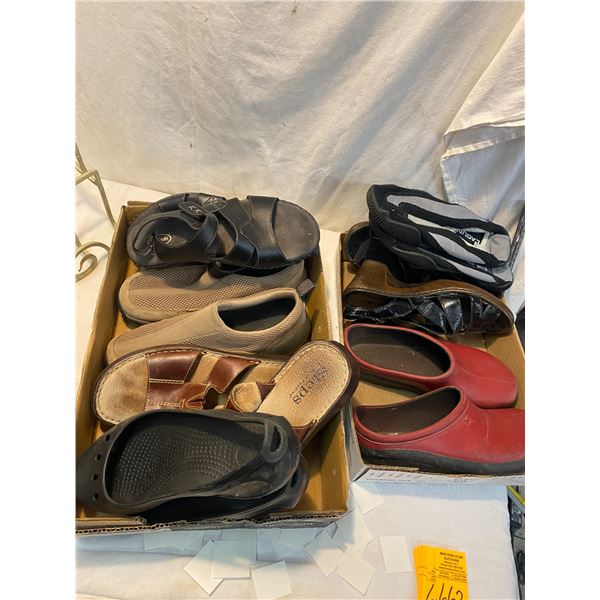 Lot assorted shoes