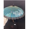 Image 1 : Vintage Asian Hand Painted Silk Umbrella 30"