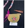 Image 2 : Nice Collectible Native Lot of Beads, Arrowhead and Leather Pouch