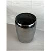 Image 1 : Planter