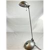 Image 2 : Lamp