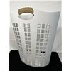 Image 1 : Laundry Basket