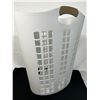 Image 2 : Laundry Basket
