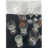 Image 2 : Assorted Glass and Crystal Lot