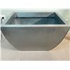 Image 3 : Metal Planter Box