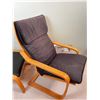 Image 3 : Arm Chair and Ottoman