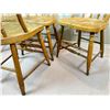 Image 8 : Round Wood Pedestal Table and Chairs