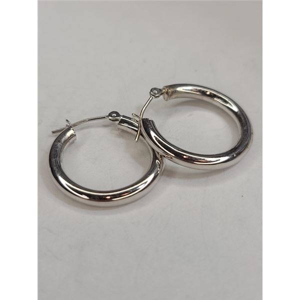 10k WG Hoop Earrings