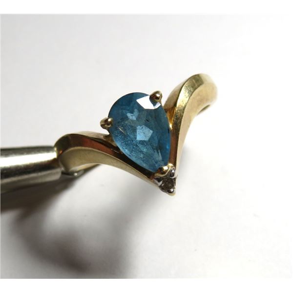 14k YG Pear Shape Blue Topaz Ring