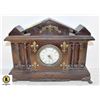 Image 1 : VINTAGE CLOCK